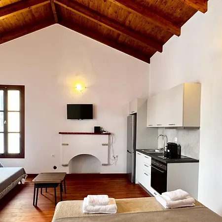 Aparthotel Crystal Blue Kastellorizo 4*